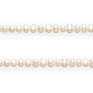 TQ Freshwater pearls vertical threading hole 5mm Natural White