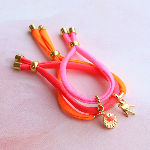 Get ready and create a summer bracelet collection