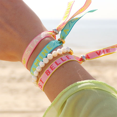 Be creative with ribbon with text own designs