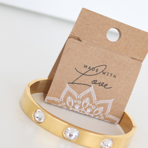 The best cards for beautiful jewellery