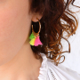 Cheerful anklets, bracelets and sunglasses cords with tassels!