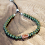 See here how you can make these cool bracelets with wooden beads yourself: 
