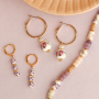 Design chic earrings and necklaces