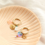 How to create earrings and a telephone cord with glass beads