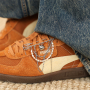 Tips for designing with decorative pins with eyelets