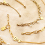 How to use a helper tool with your bracelets
