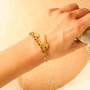 How to use a helper tool with your bracelets