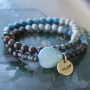 Go for a striking winter look with our shell beads in gorgeous colours and different shapes!