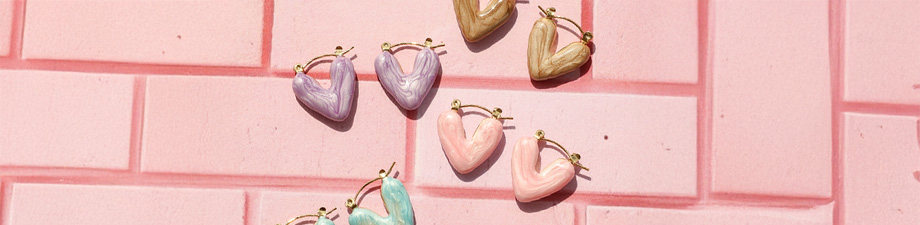 Trendy earrings